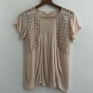 Altar’d State Cream Beige Short Sleeved Crinkled Peasant Top